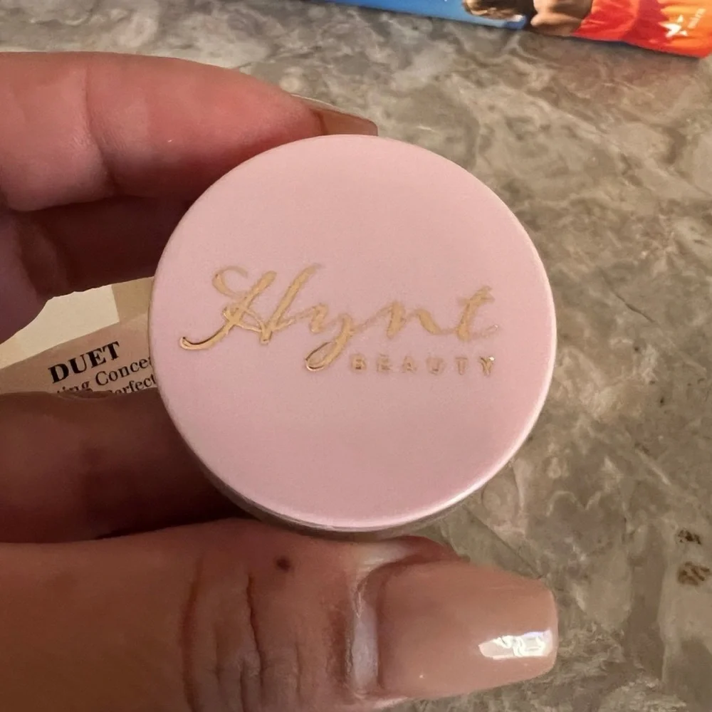 DUET Perfecting Concealer